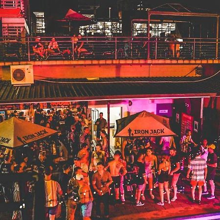 Youth Shack Backpackers Darwin Buitenkant foto