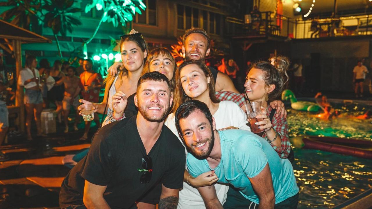 Youth Shack Backpackers Darwin Buitenkant foto