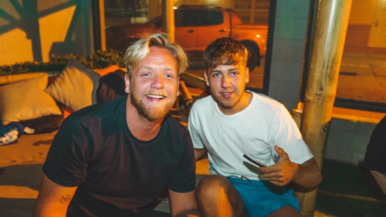Youth Shack Backpackers Darwin Buitenkant foto