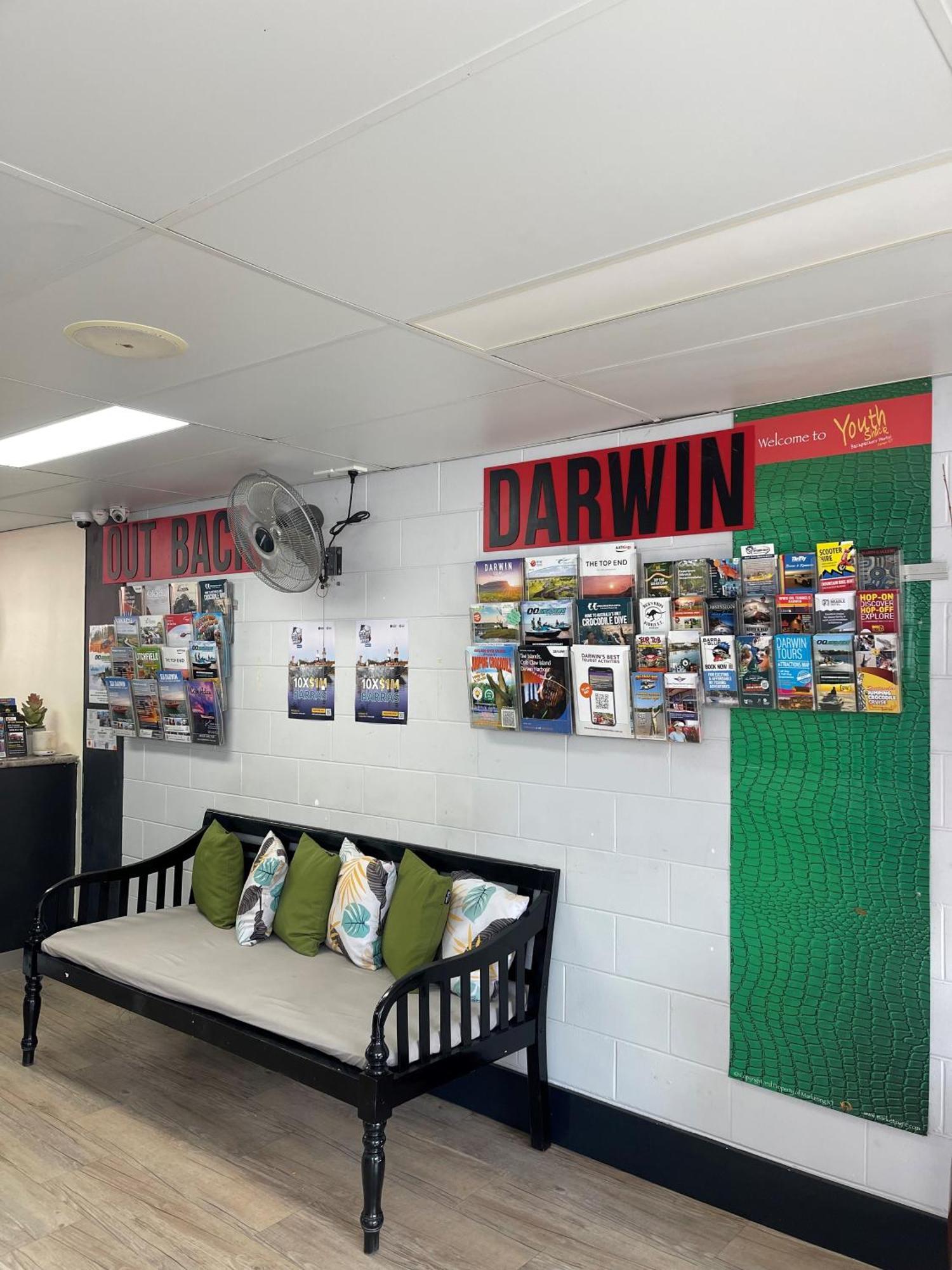 Youth Shack Backpackers Darwin Buitenkant foto