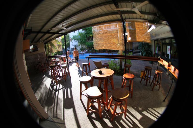 Youth Shack Backpackers Darwin Buitenkant foto